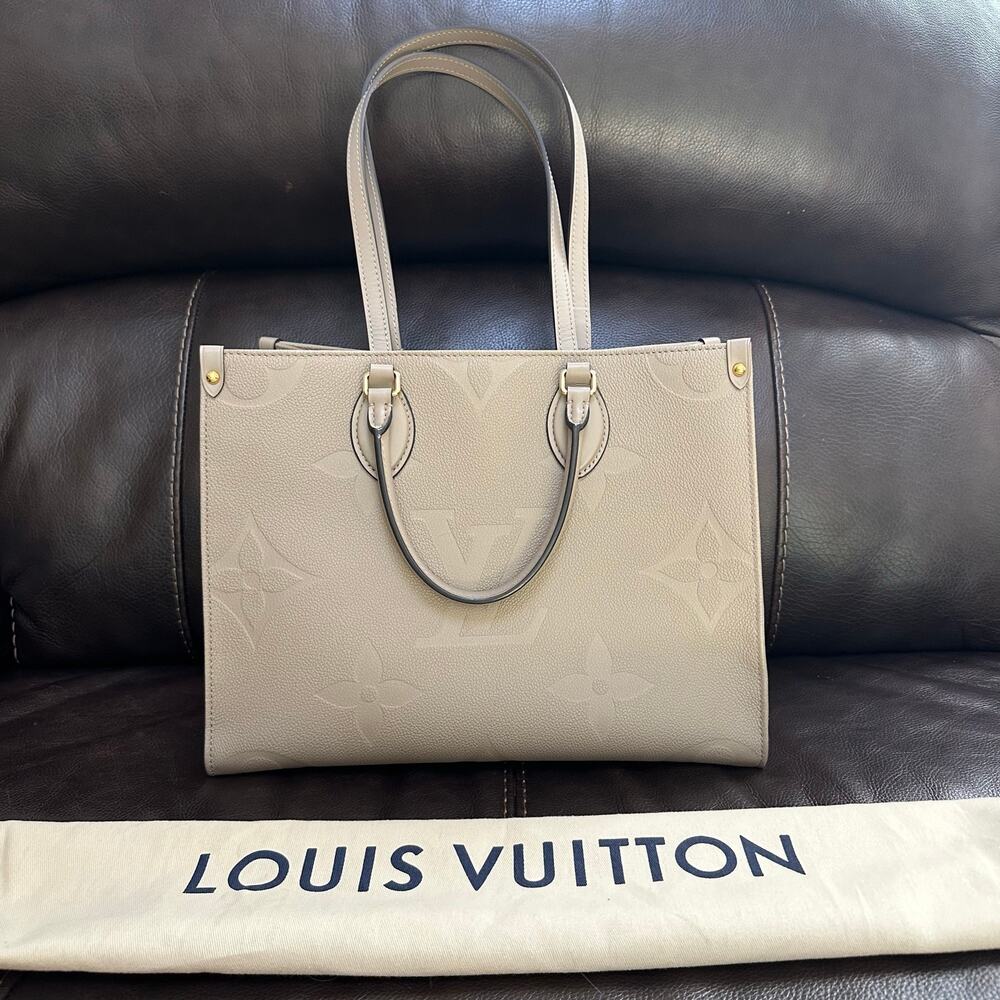 Louis Vuitton Onthego MM Empreinte Turtledove